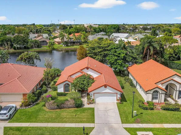 2453 Stonegate Drive, Wellington, FL 33414