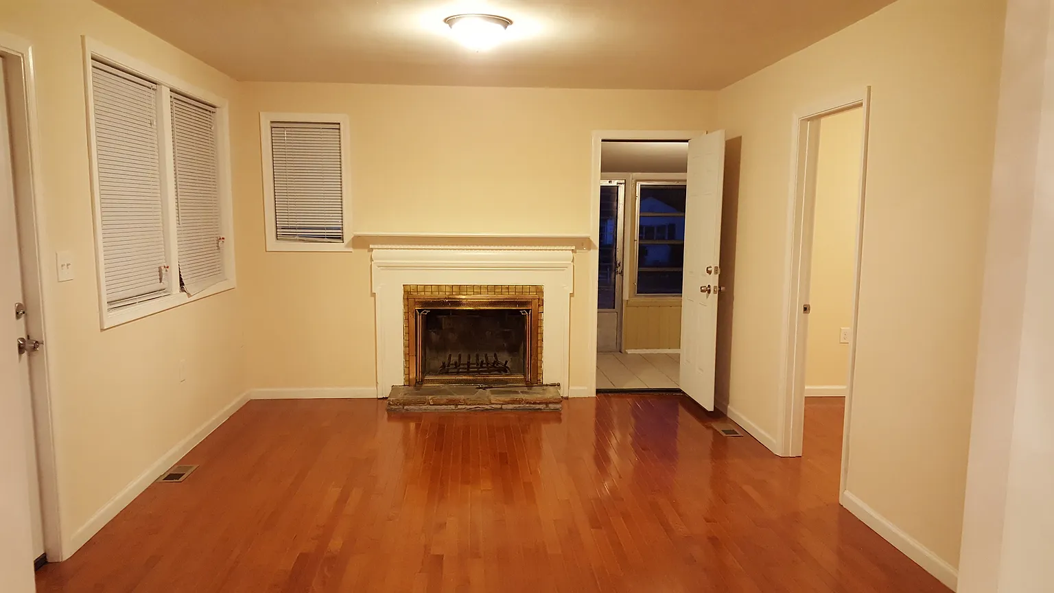 229 Frederick Ave photo 1