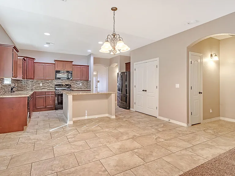 7124 N Skies Ln — Photo 5
