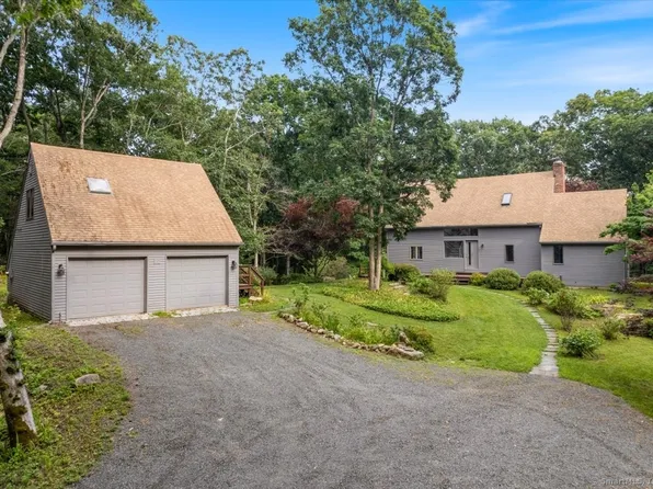 9 Mansewood Road, Old Lyme, CT 06371