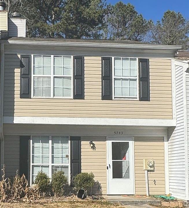 1st image of 5743 Wells Cir