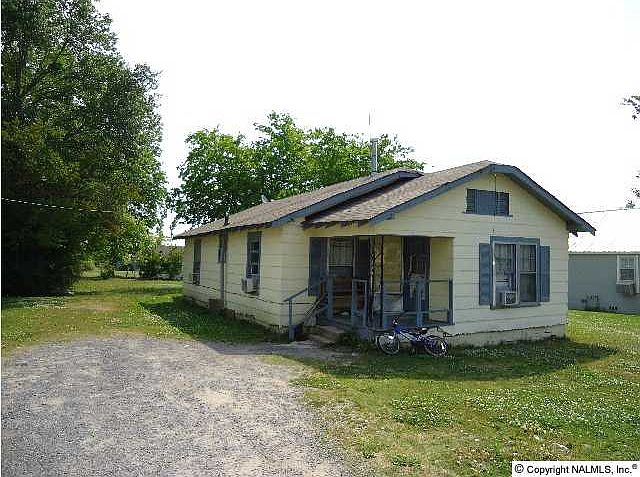 2nd image of 314 Albert St