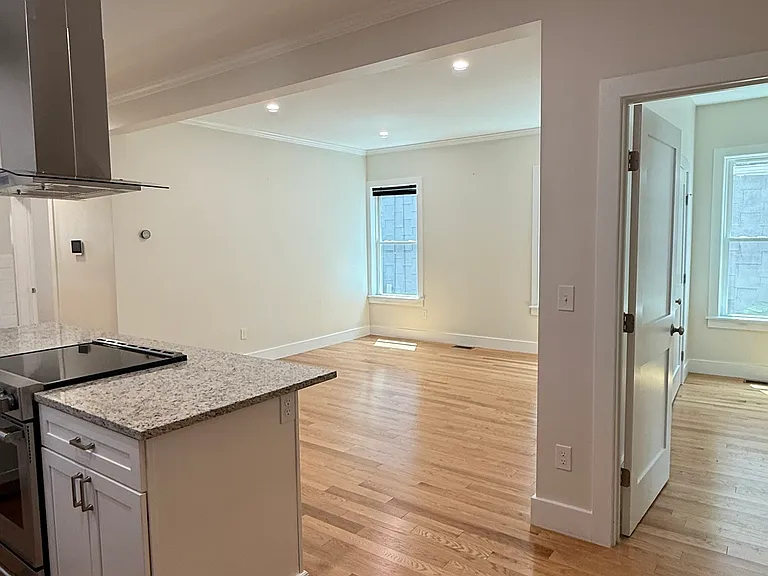 17 Cameron Ave #17 — Photo 18