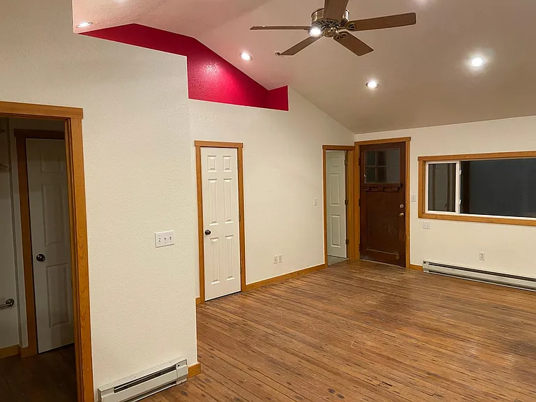28 Normandy Rd — Photo 4