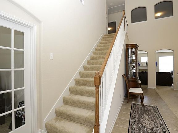 3rd image of 19011 Cambridge Vale Ct