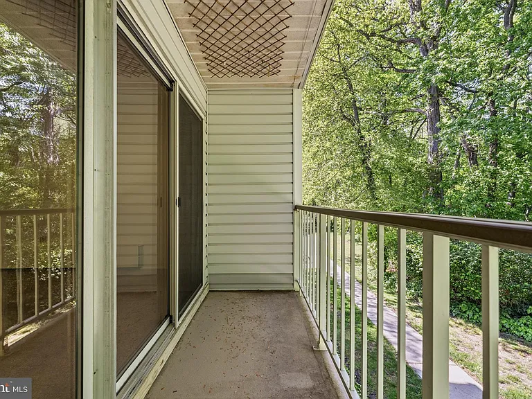 96 Willow Ct — Photo 15