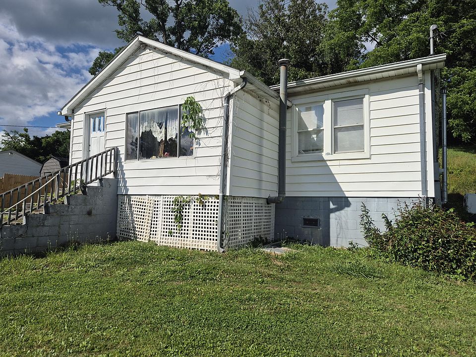 1st image of 729 Scarbro Loop Rd