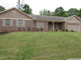 2305 Victoria Dr SW, Decatur, AL 35603