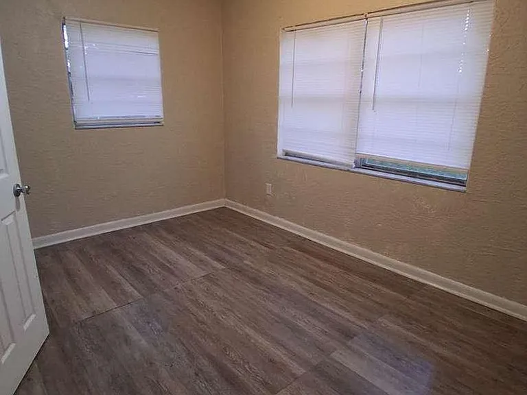 1209 Carlsbad Pl — Photo 15