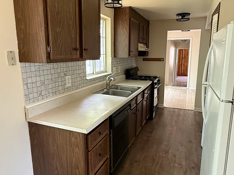 5061 Gallager Dr — Photo 6