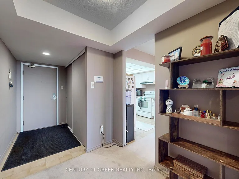 310 Mill St S #712 — Photo 16