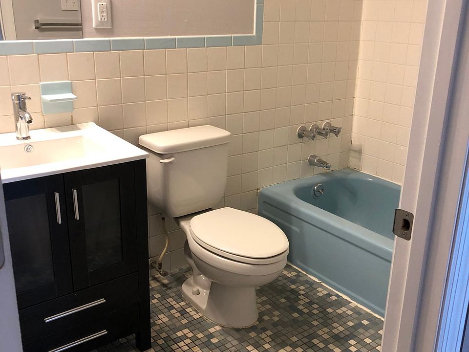 2nd image of 335 Old Virginia Ave APT 3