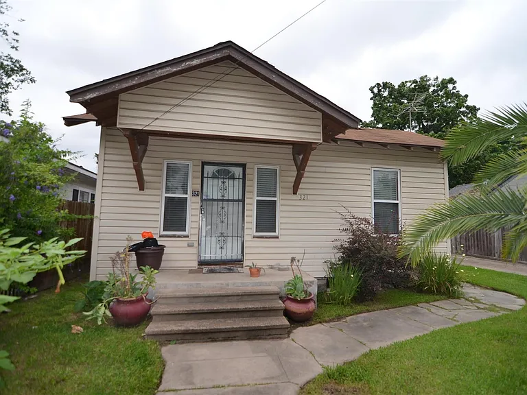 321 Dorchester St — Photo 15