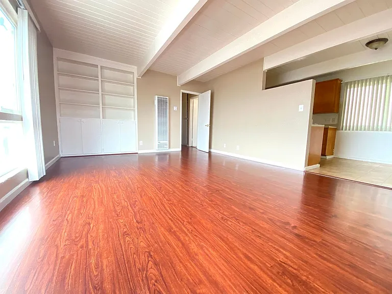 755 Templeton Ave — Photo 3