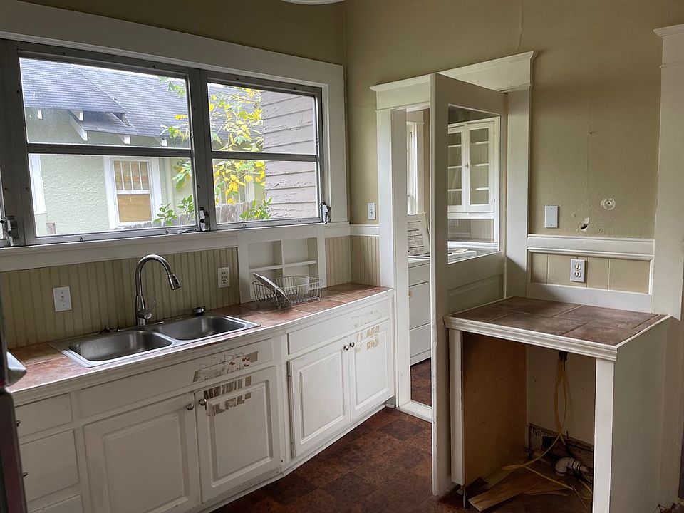 1103 National St, Vicksburg, MS 39180 Zillow