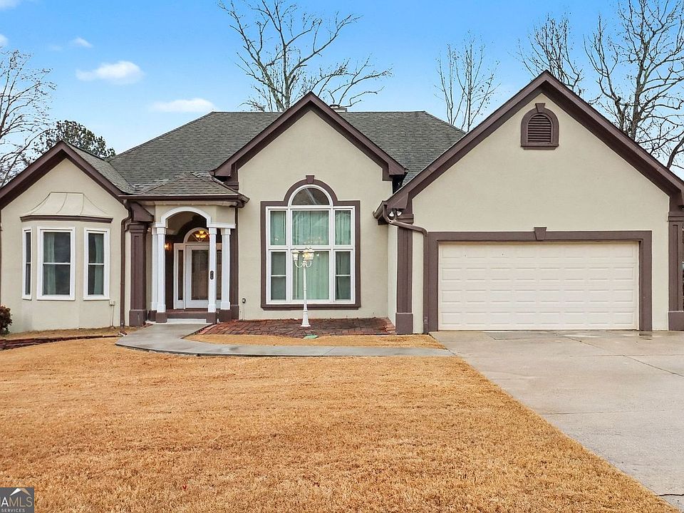 1st image of 3124 Sherwood Oaks Ln