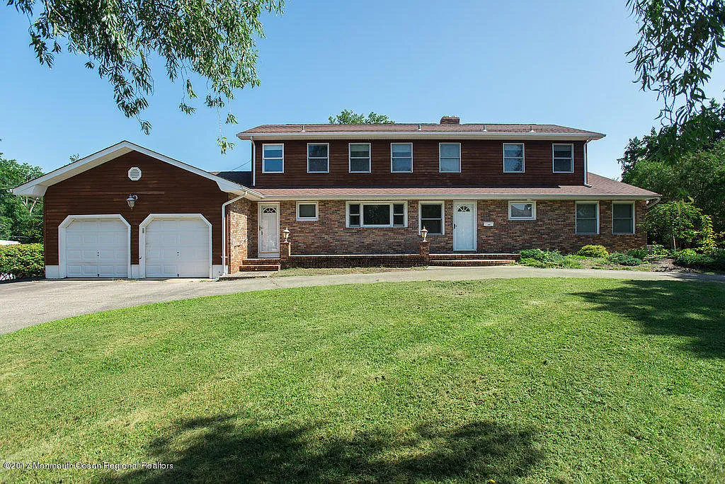 1113 Shore Dr photo 1