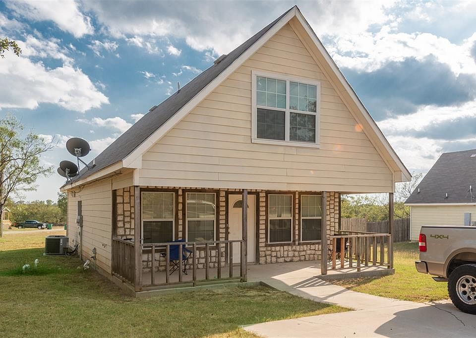 2nd image of 11001 Shady Oaks Dr