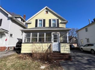 128 Barberry Ter, Rochester, NY 14621