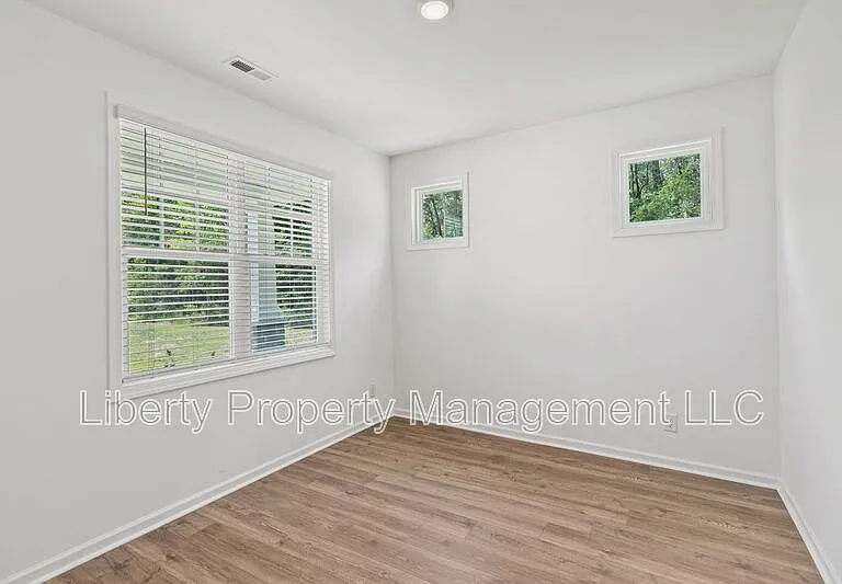 472 Copperleaf Dr — Photo 3