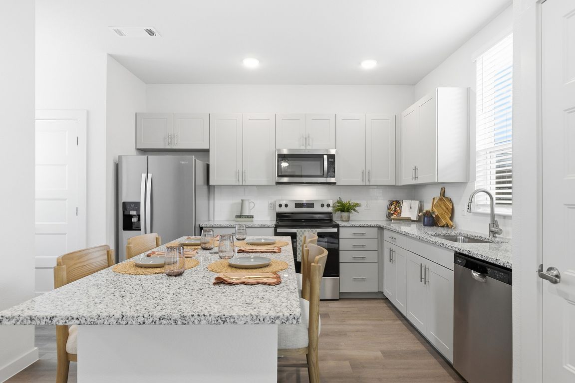 YardHomes Spring West