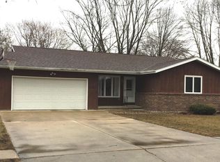 314 N McCoy St, Algona, IA 50511