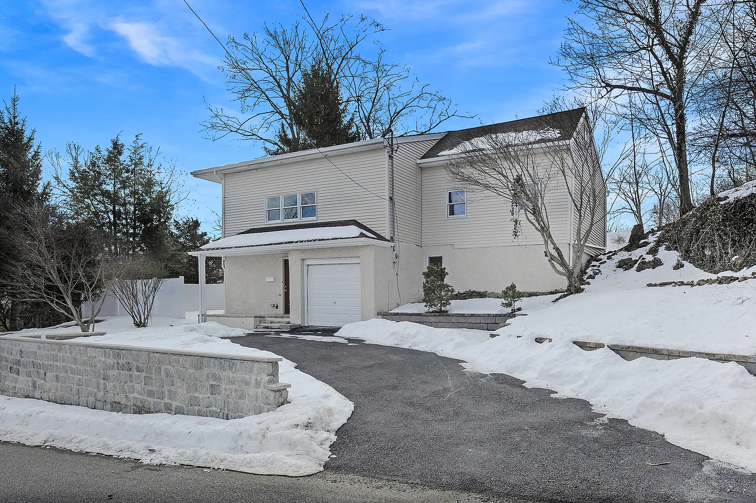 115 Seminole Ave photo 1