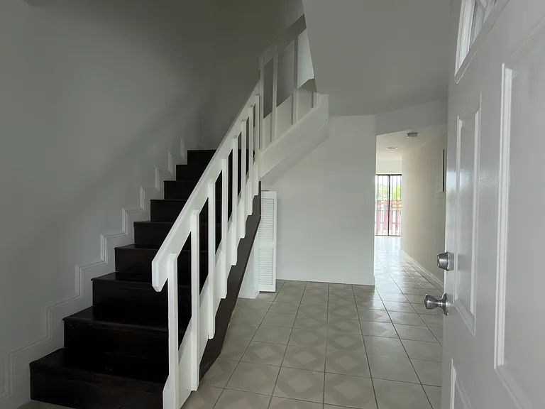 341 NW 109th Ave #10C — Photo 7