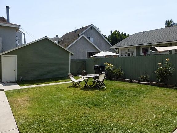 5th image of 4107 E 6th St #B