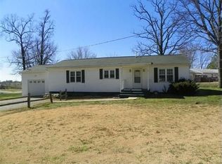 6105 Polacek Dr, Waterloo, IL 62298