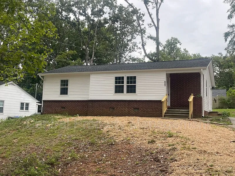 Building Photo - 522 Pennwood Dr