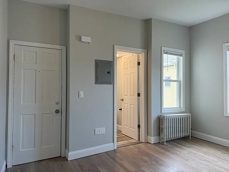 175 School St #6 — Photo 5