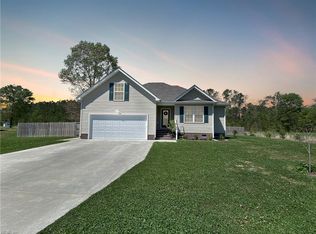 308 Prince William Dr, Elizabeth City, NC 27909