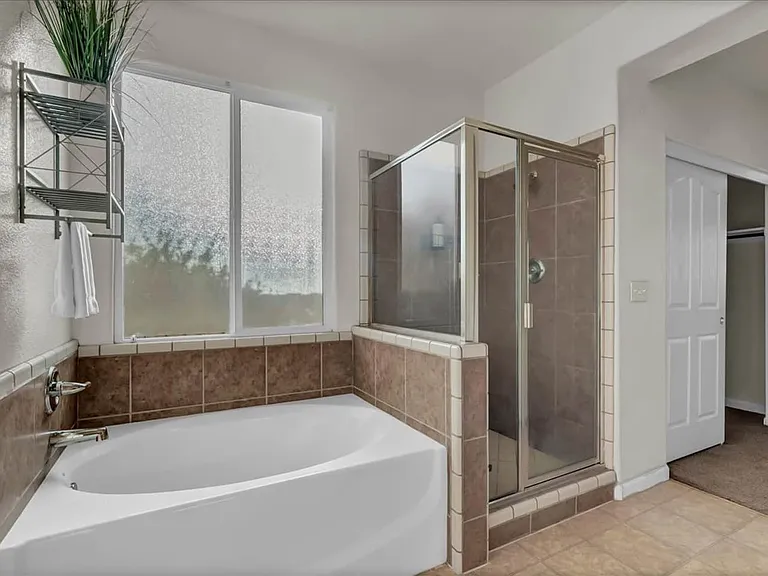 soaking tub, walk in shower