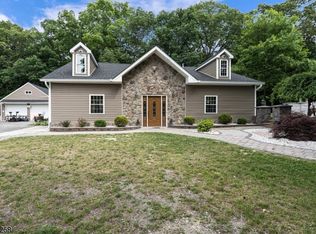 87 Armstrong Rd, Wantage, NJ 07461