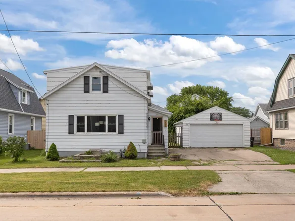 831 Winnebago Ave, Oshkosh, WI 54901