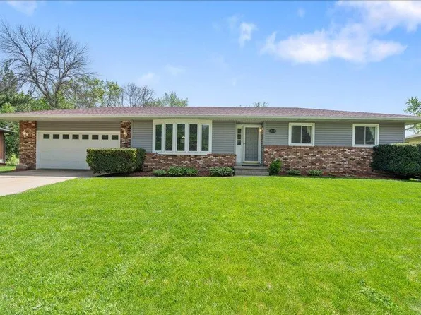 309 Acker Parkway, Deforest, WI 53532