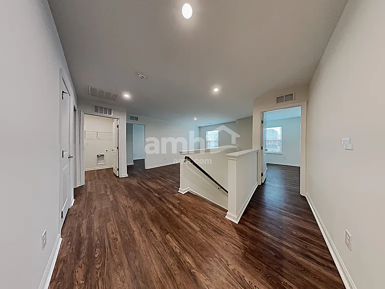 5038 Twin River Dr — Photo 9