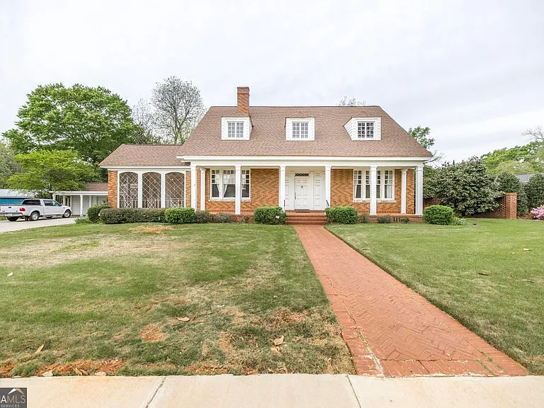 62 Indian Springs Dr — Photo 3