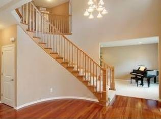 6775 Fountain Ln N, Maple Grove, MN 55311