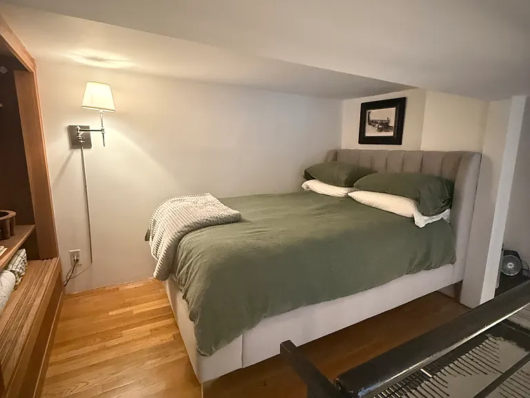 328 Dartmouth St #5 — Photo 6