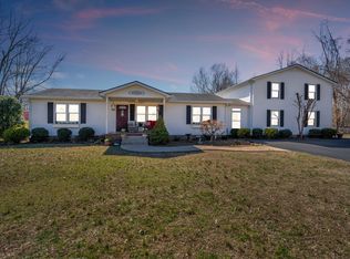 489 Calista Rd, White House, TN 37188
