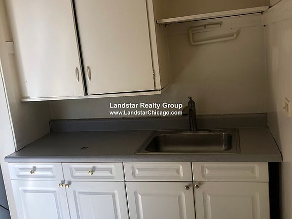 4th image of 4601 N Campbell Ave #3