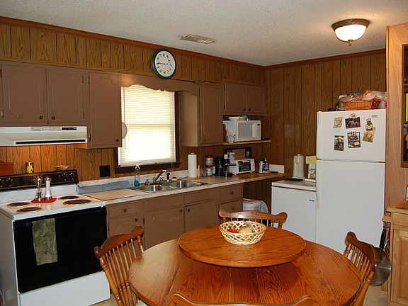 Kitchen-left side of house