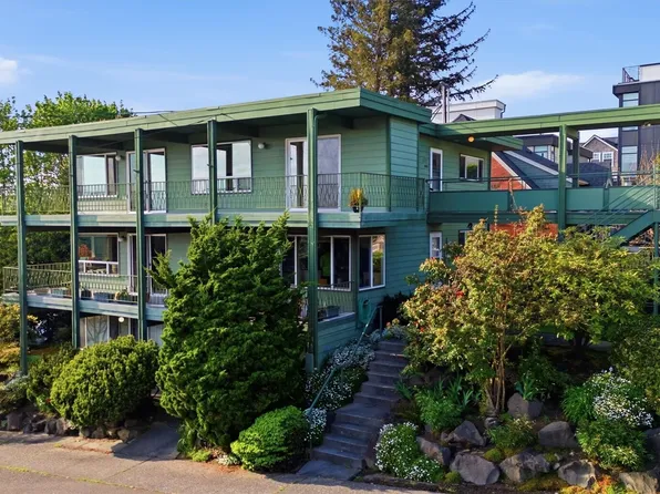 1318 W Barrett Street, Seattle, WA 98119