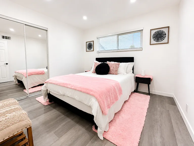 6737 Blewett Ave — Photo 17