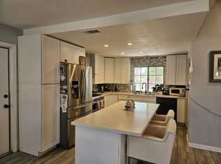 40266 Ronar St, Lake Los Angeles, CA 93591