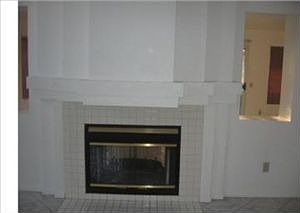 2nd image of 15805 Oro Glen Dr