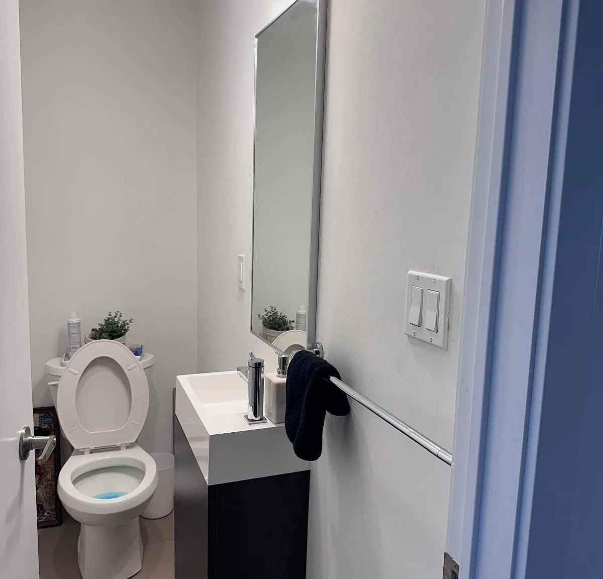 5 bed, $4,500 — Photo 1
