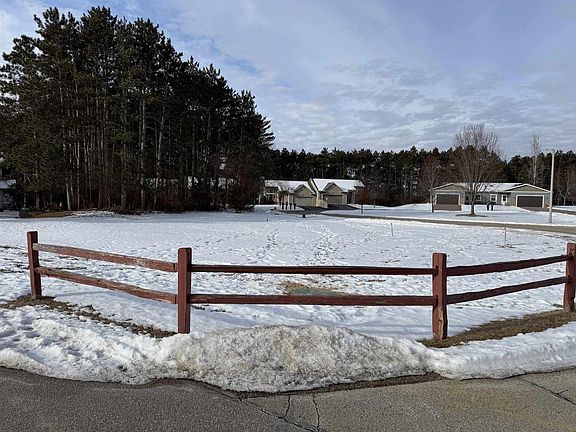 2nd image of 315 Saddle Ridge #315
